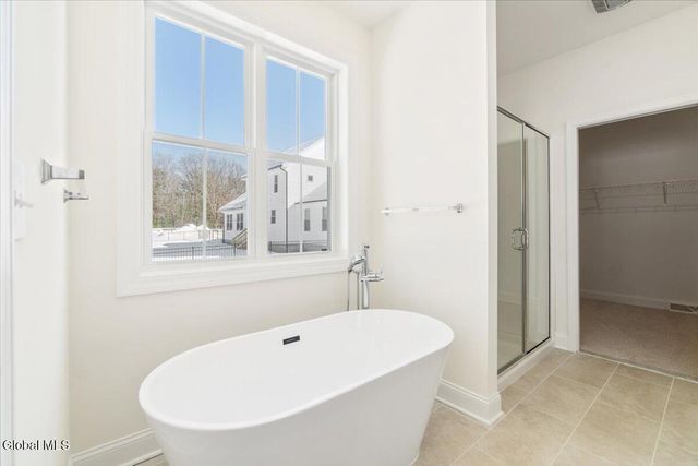 9 Brookhaven Court, Wilton, NY 12866