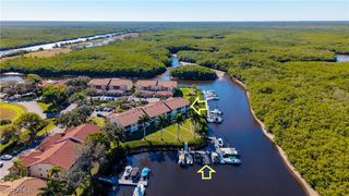 162 Newport DR 1207, Naples, FL 34114