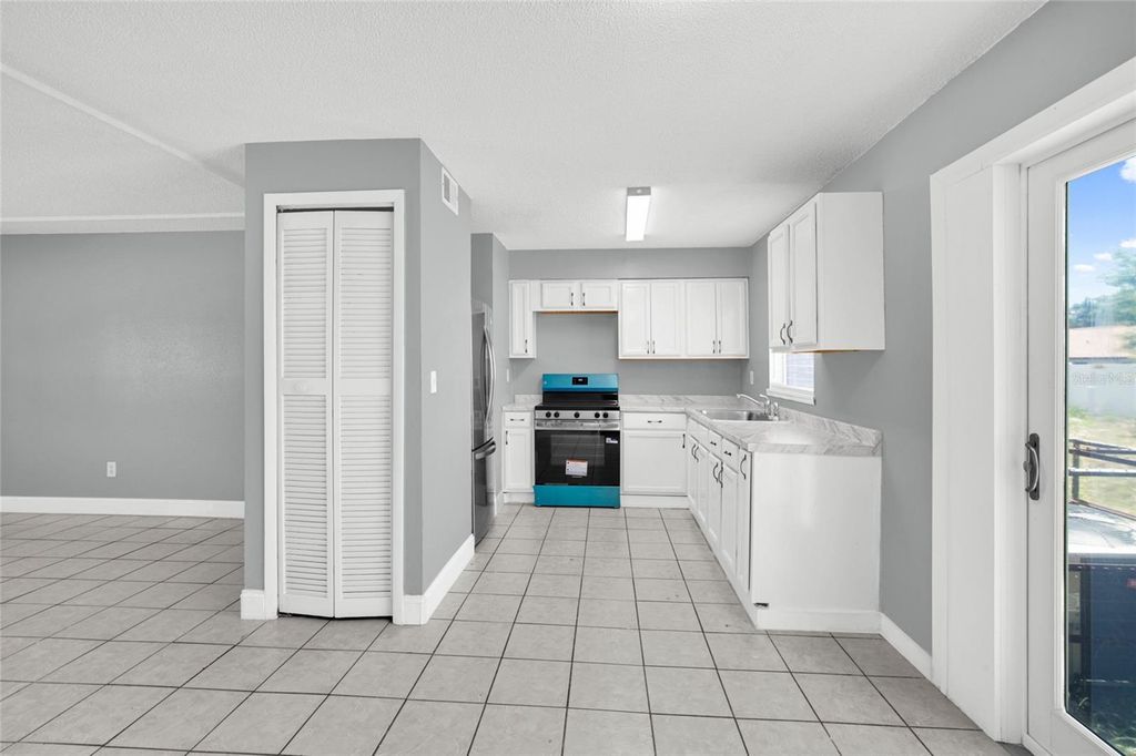 Image 11 of property listing at 4822 OKEEFE STREET, Orlando, FL 32808