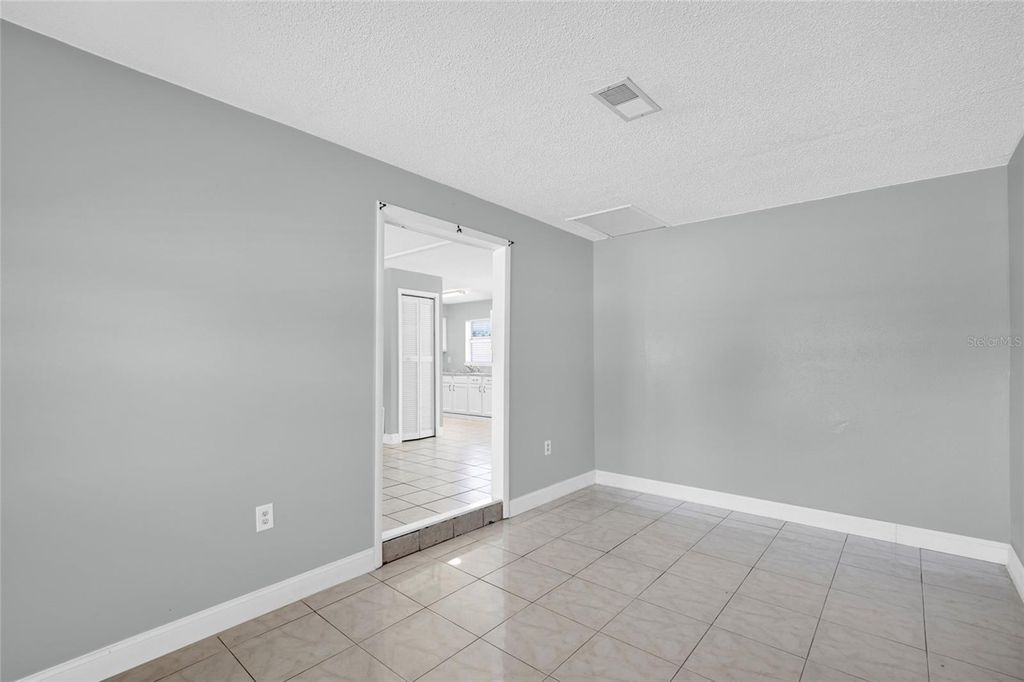 Image 18 of property listing at 4822 OKEEFE STREET, Orlando, FL 32808