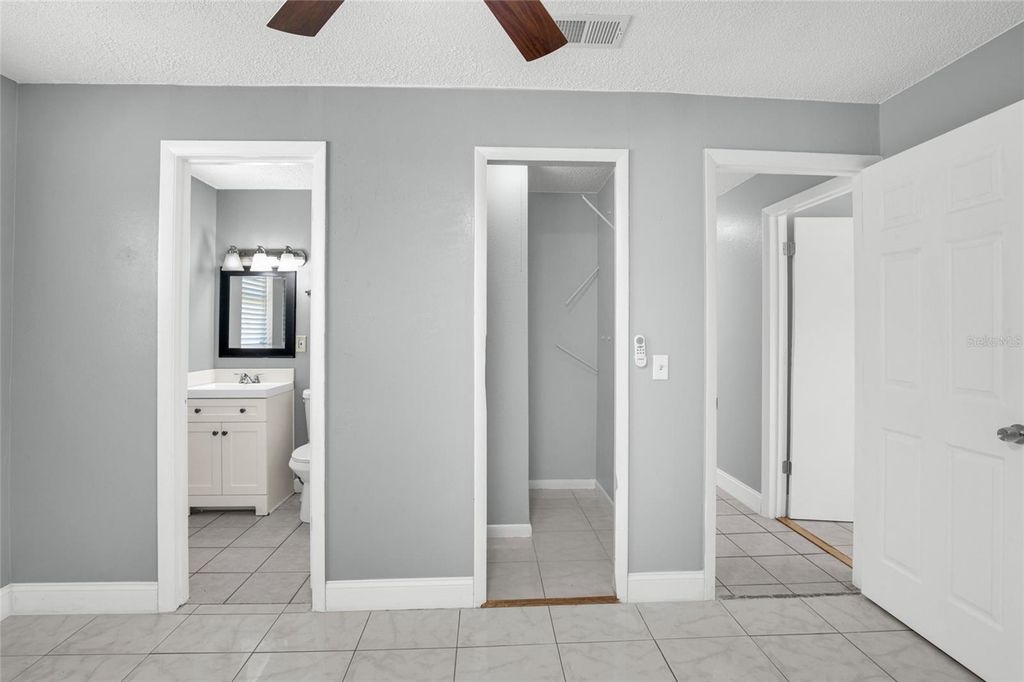 Image 22 of property listing at 4822 OKEEFE STREET, Orlando, FL 32808