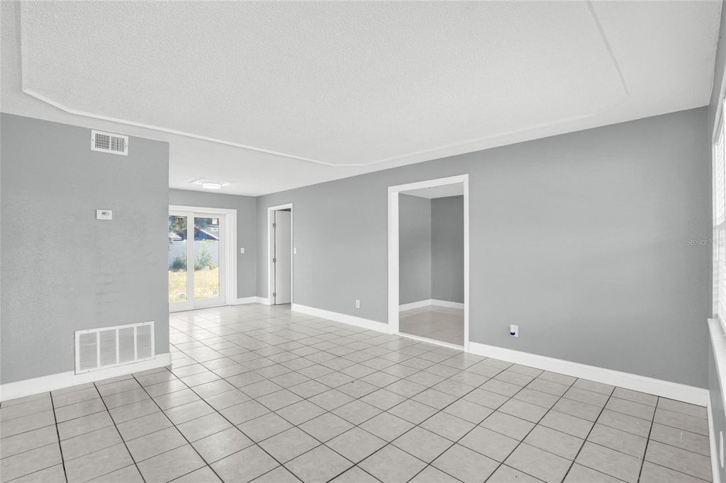 Image 4 of property listing at 4822 OKEEFE STREET, Orlando, FL 32808