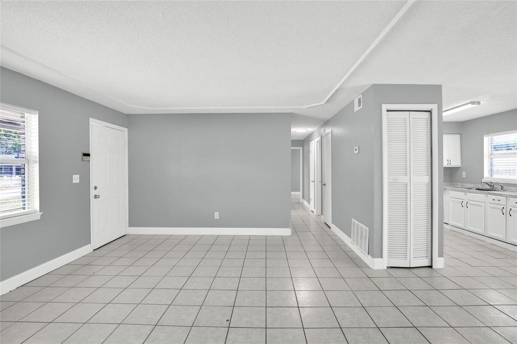 Image 5 of property listing at 4822 OKEEFE STREET, Orlando, FL 32808