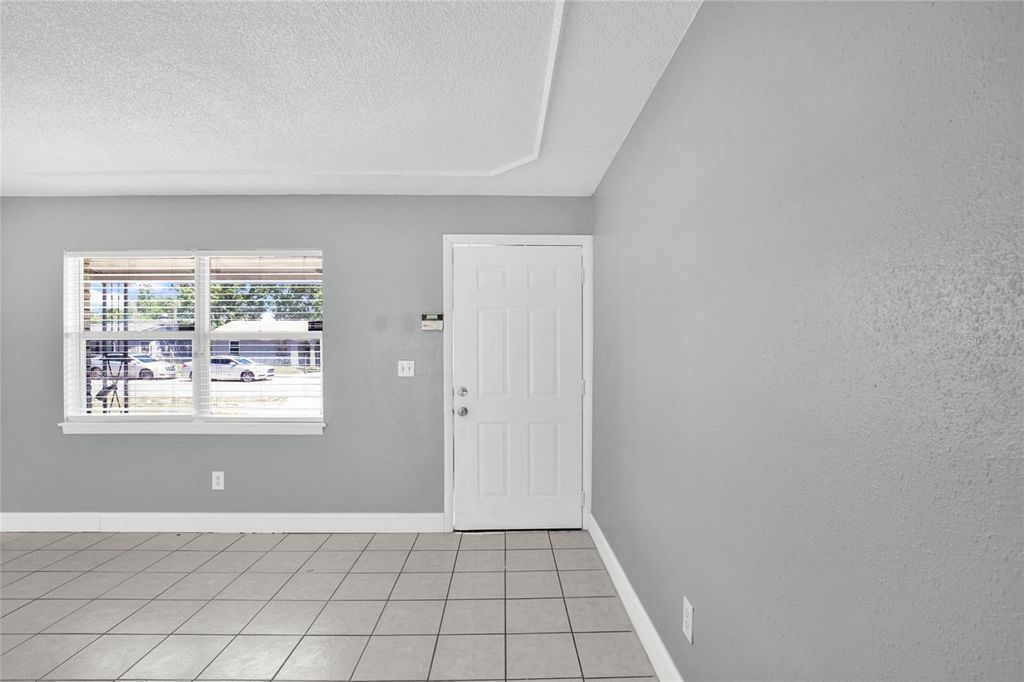 Image 10 of property listing at 4822 OKEEFE STREET, Orlando, FL 32808