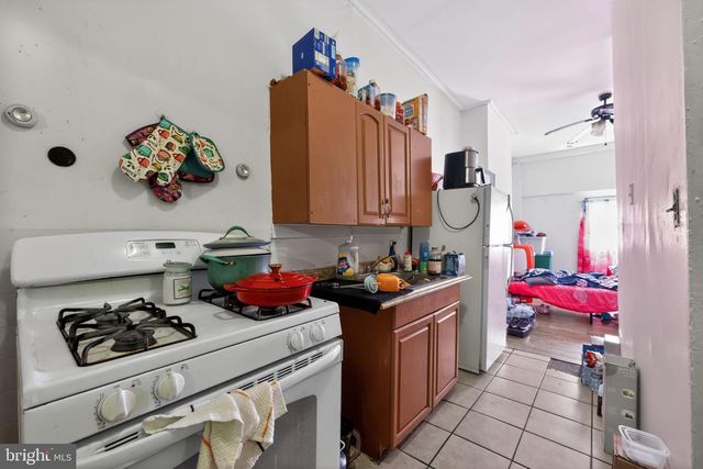 2615 W LEHIGH AVE, Philadelphia, PA 19132