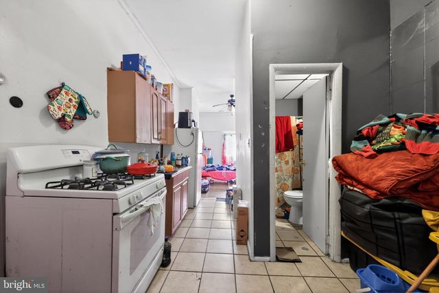 2615 W LEHIGH AVE, Philadelphia, PA 19132