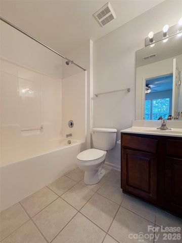 15610 King Louis Court, Charlotte, NC 28277