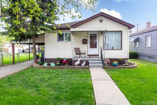 509 Cleophus Parkway, Lincoln Park, MI 48146