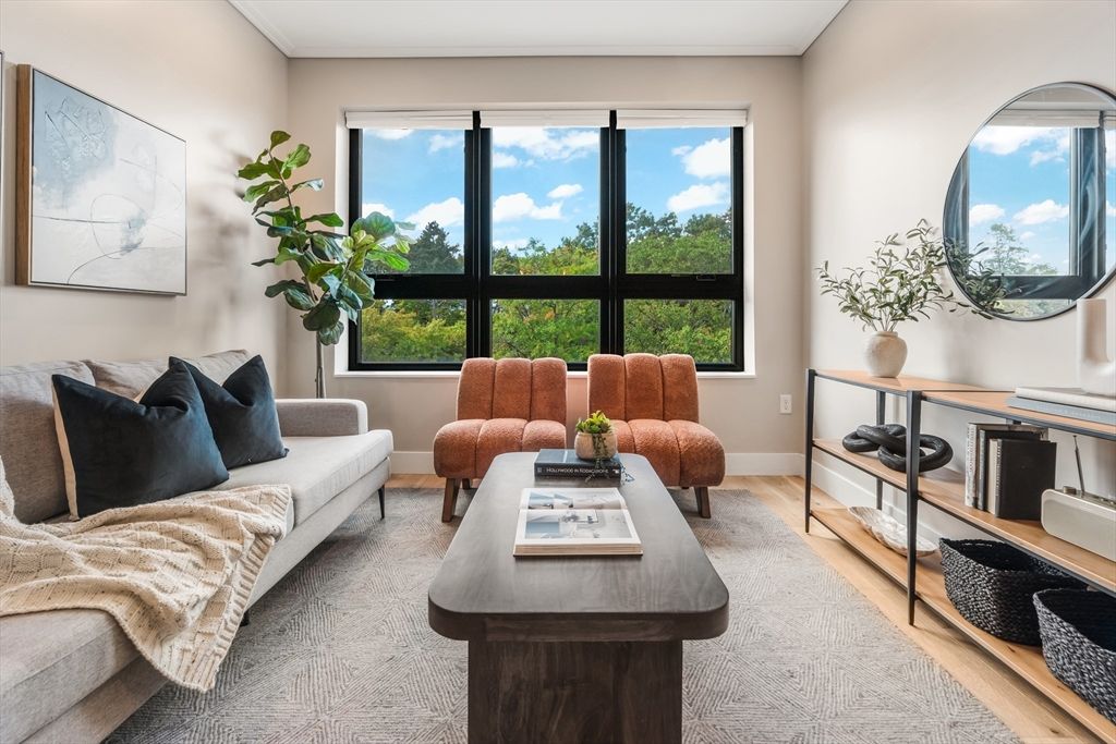 70 Leo Birmingham Parkway U307, Boston, MA 02135