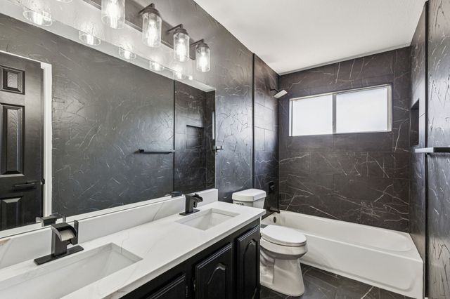 915 Inverness Circle, Highland Village, TX 75077