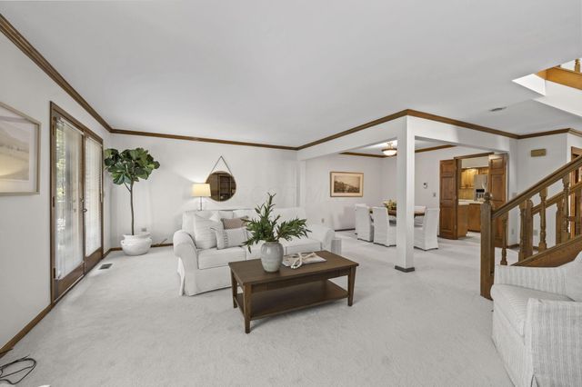 2213 Partlow Drive, Columbus, OH 43220