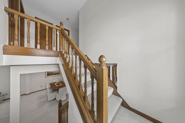 2213 Partlow Drive, Columbus, OH 43220