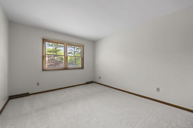 2213 Partlow Drive, Columbus, OH 43220