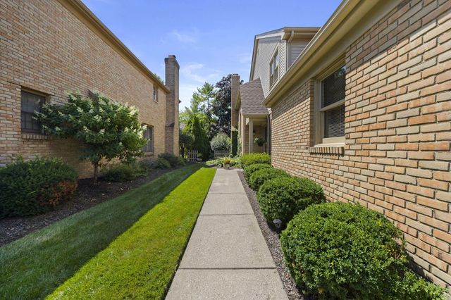2213 Partlow Drive, Columbus, OH 43220