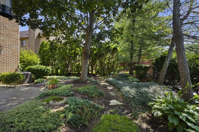 2213 Partlow Drive, Columbus, OH 43220