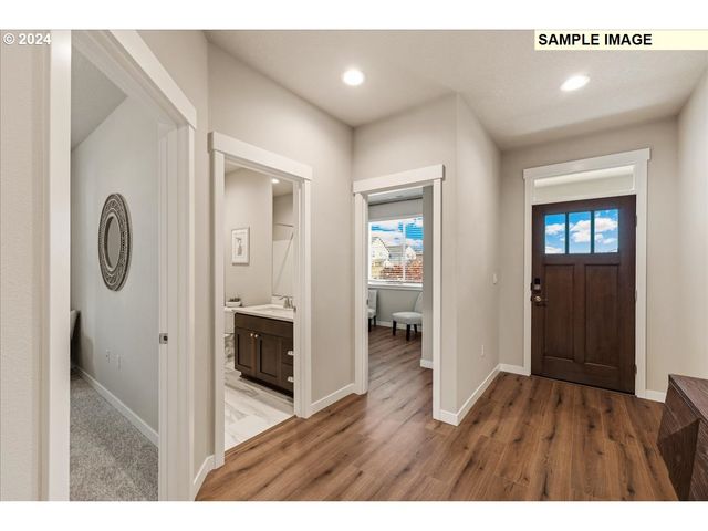 104 N 89TH Ct 247, Ridgefield, WA 98642