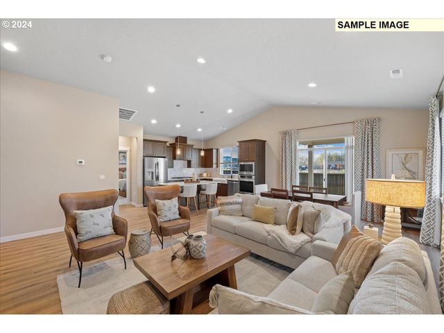 104 N 89TH Ct 247, Ridgefield, WA 98642