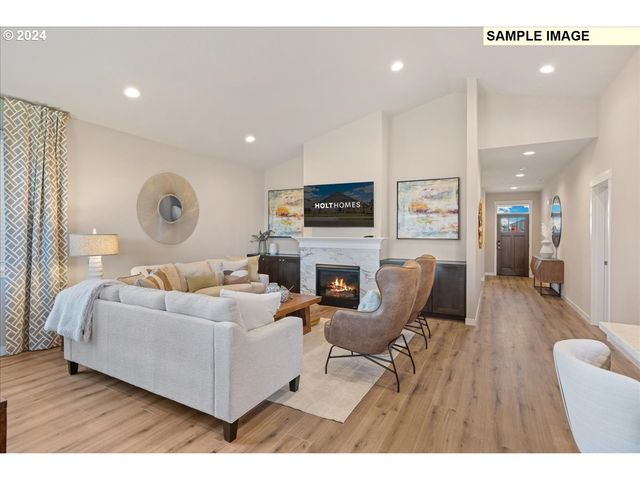 104 N 89TH Ct 247, Ridgefield, WA 98642