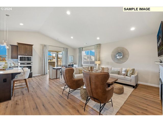 104 N 89TH Ct 247, Ridgefield, WA 98642