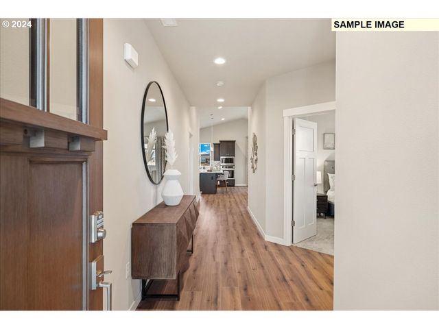 104 N 89TH Ct 247, Ridgefield, WA 98642