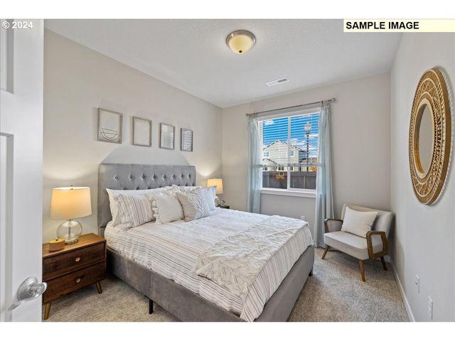 104 N 89TH Ct 247, Ridgefield, WA 98642