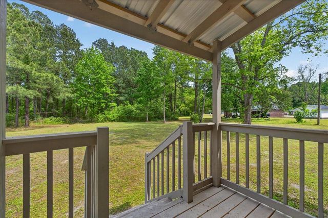 119 State Road S-38-1804, Vance, SC 29163