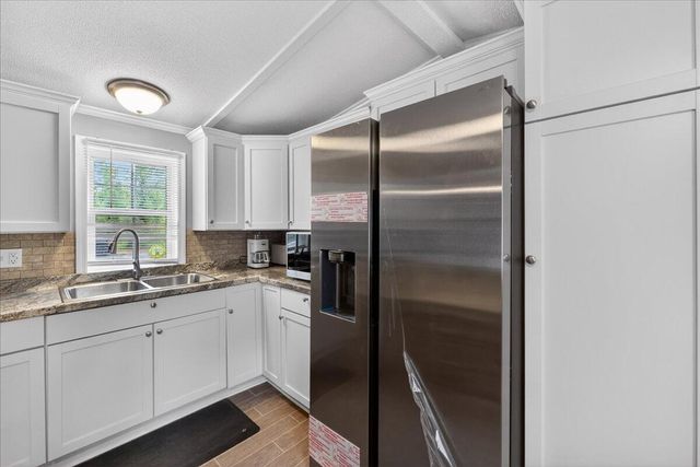 119 State Road S-38-1804, Vance, SC 29163