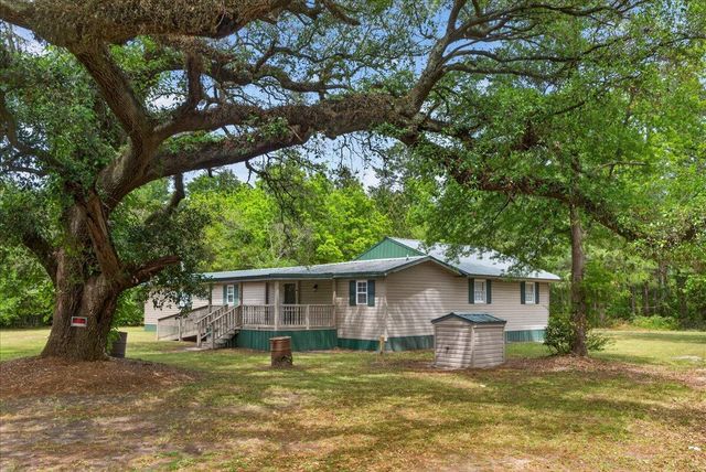 119 State Road S-38-1804, Vance, SC 29163