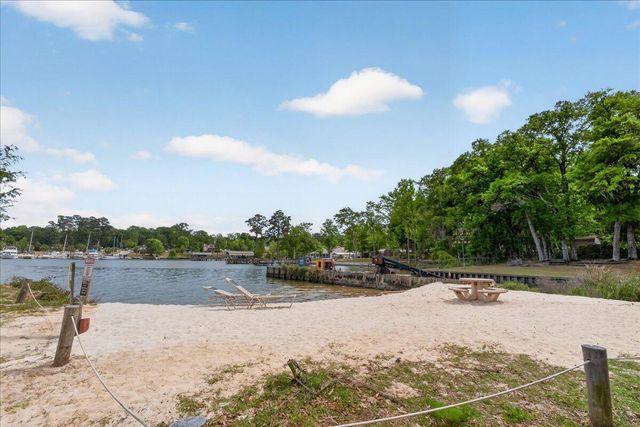 119 State Road S-38-1804, Vance, SC 29163