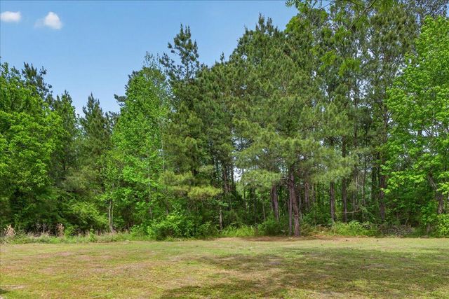 119 State Road S-38-1804, Vance, SC 29163