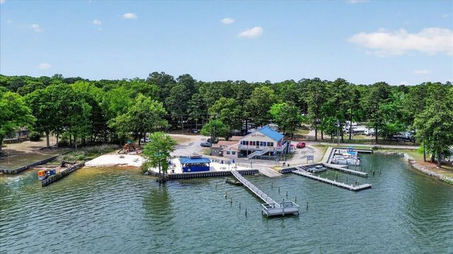 119 State Road S-38-1804, Vance, SC 29163