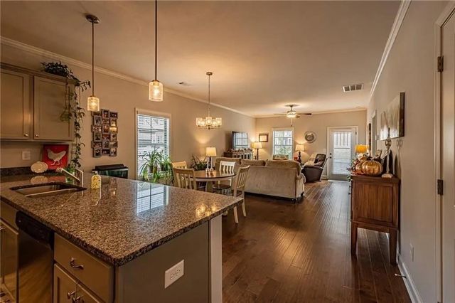 3878 Valley View Court, Gainesville, GA 30501