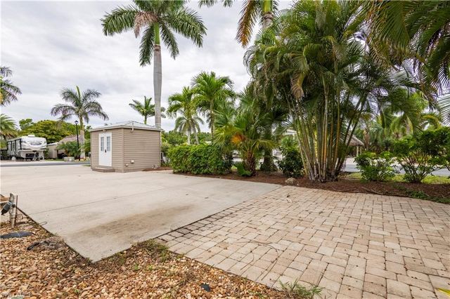 5147 Cypress Trail Resort CIR, Fort Myers, FL 33905