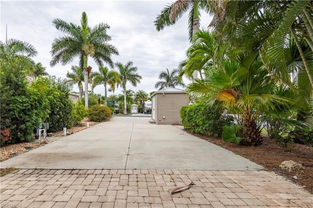 5147 Cypress Trail Resort CIR, Fort Myers, FL 33905