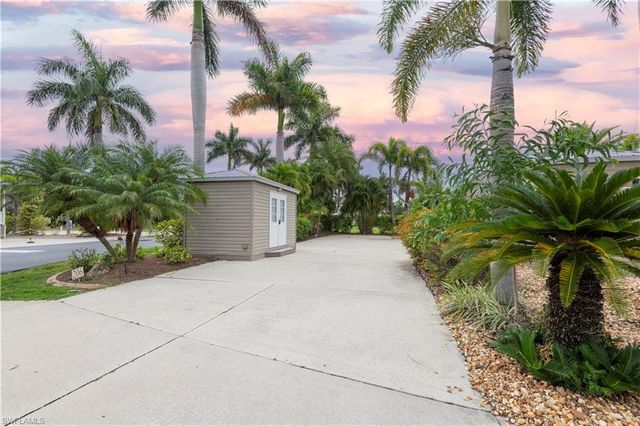 5147 Cypress Trail Resort CIR, Fort Myers, FL 33905