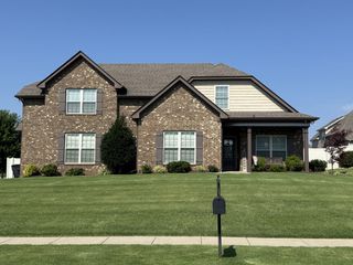 2426 Telford Ln, Murfreesboro, TN 37128