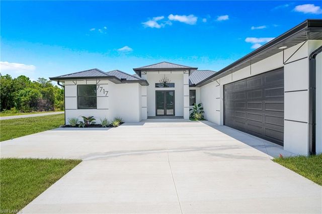 7717 18th TER, Labelle, FL 33935