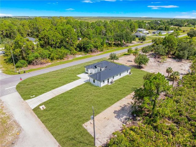 7717 18th TER, Labelle, FL 33935