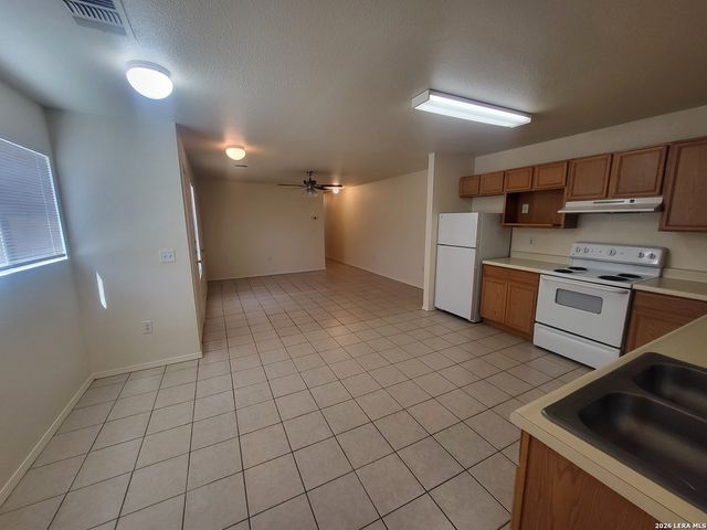 8019 Maverick Climb, San Antonio, TX 78250