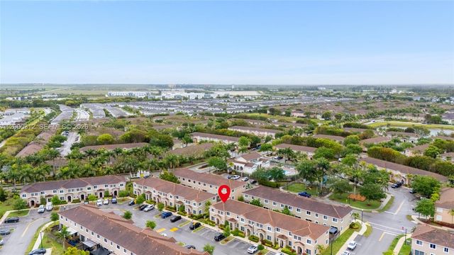 2440 SE 10th Court, Homestead, FL 33035