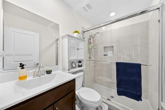 2440 SE 10th Court, Homestead, FL 33035