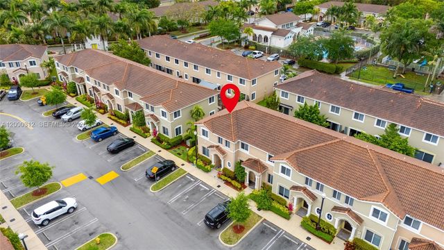 2440 SE 10th Court, Homestead, FL 33035