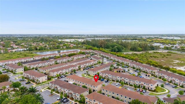 2440 SE 10th Court, Homestead, FL 33035