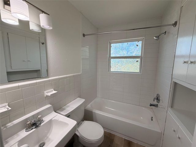3106 Duval ST 305, Austin, TX 78705