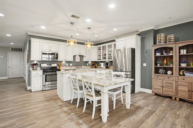 917 W Savidge Street 38, Spring Lake, MI 49456