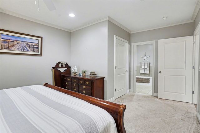 917 W Savidge Street 38, Spring Lake, MI 49456