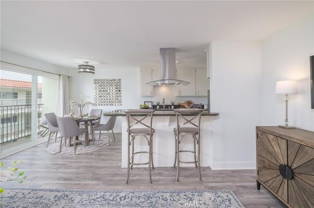 1720 Ardmore Avenue 224, Hermosa Beach, CA 90254