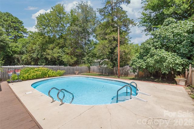 7308 Quail Ridge Drive, Charlotte, NC 28226