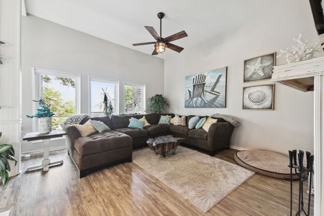 502 Columbia Drive, Rockwall, TX 75032