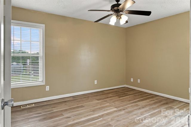 119 Chambwood Lane, Shelby, NC 28152